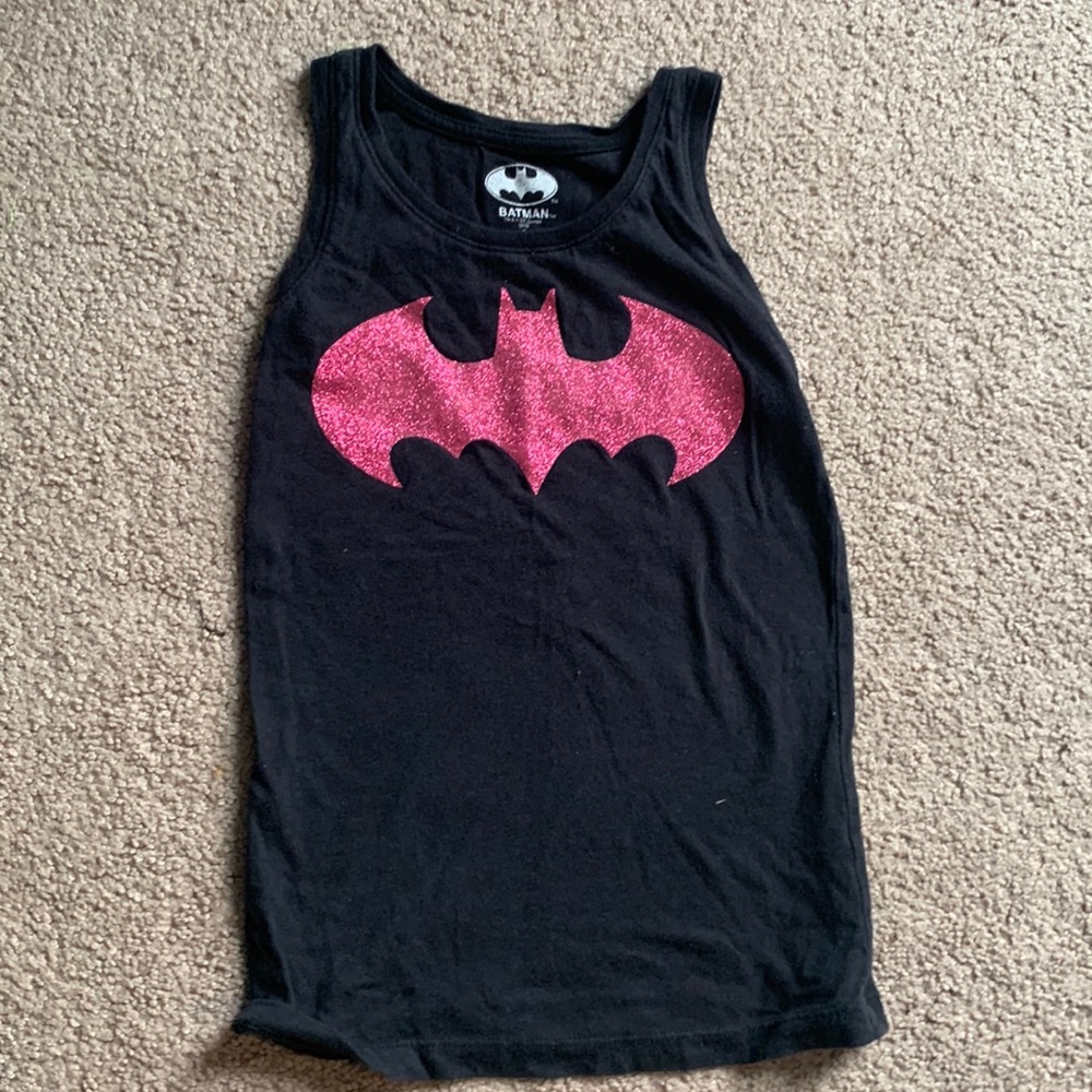 Girls Batman shirt size 6/6x small